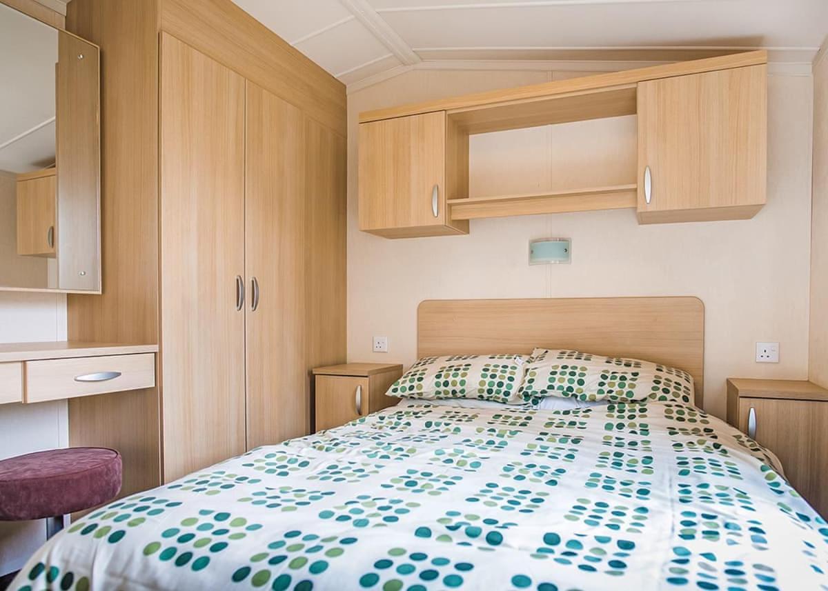 Parc Farm Holiday Park Mold Esterno foto